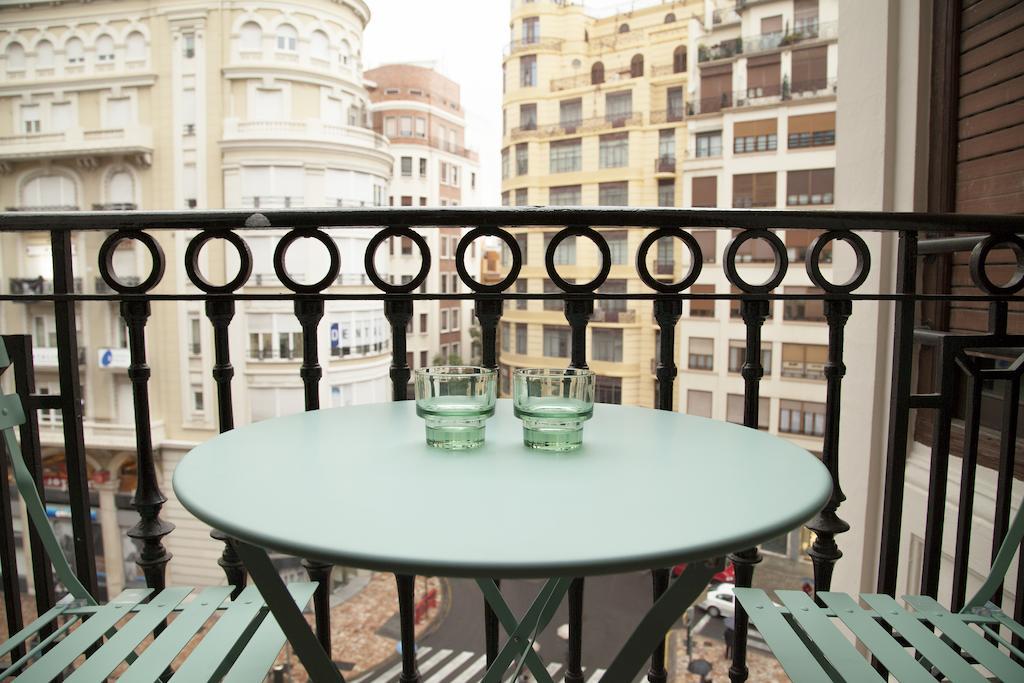 Bubuflats Ayuntamiento Apartment บาเลนเซีย ภายนอก รูปภาพ